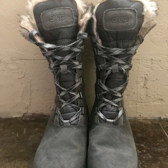 Keen Shoes - Size 9 Grey Keen Boots ⛰